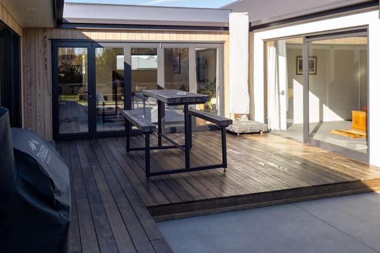 9 Redhaven Rise Netherby_35