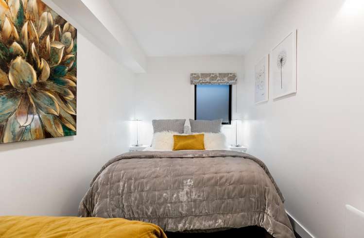 Unit 3, 20-26 Lake Esplanade Queenstown_11