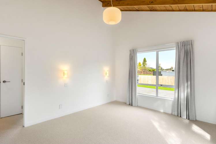 2 Sunvale Crescent Whataupoko_17