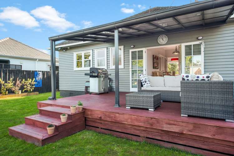 11 Jellicoe Drive Hamilton East_13