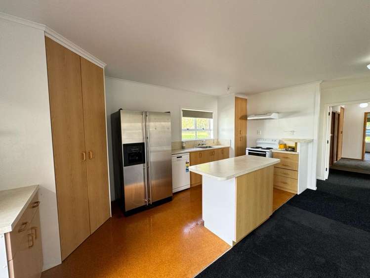 21 Laurelwood Avenue Pukekohe_2