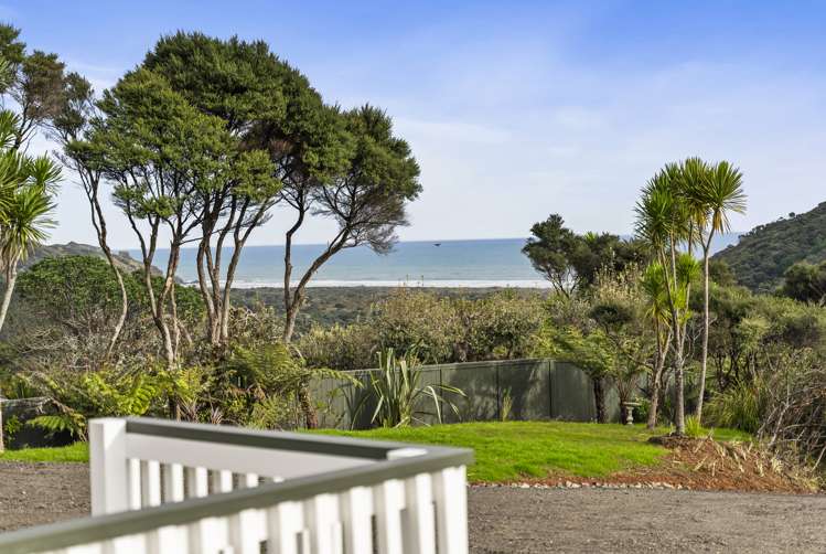 12 Tasman View Road Bethells Beach_6