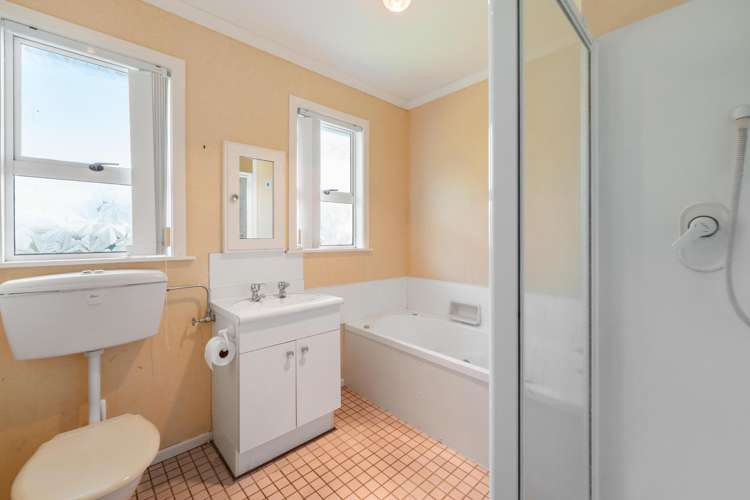 212 Milson Line Milson_16