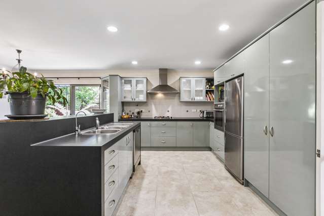 17 Maybole Drive Flat Bush_4