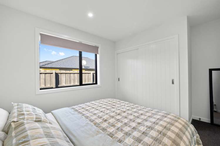 23 Redhaven Rise Netherby_19