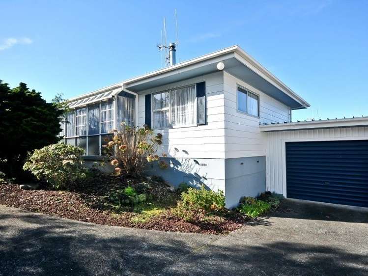 15 Rothesay Place Dinsdale_1