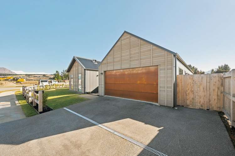 1 Moonstone Street Wanaka_21
