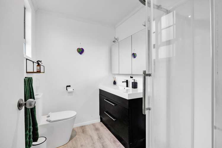 17 Konini Street Inglewood_13