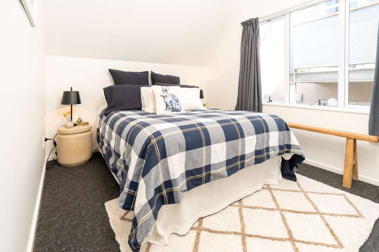 3/16 Hanson Street Mount Cook_5