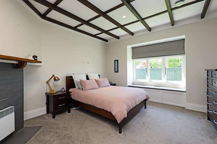 700 Queen Street West Saint Leonards_11