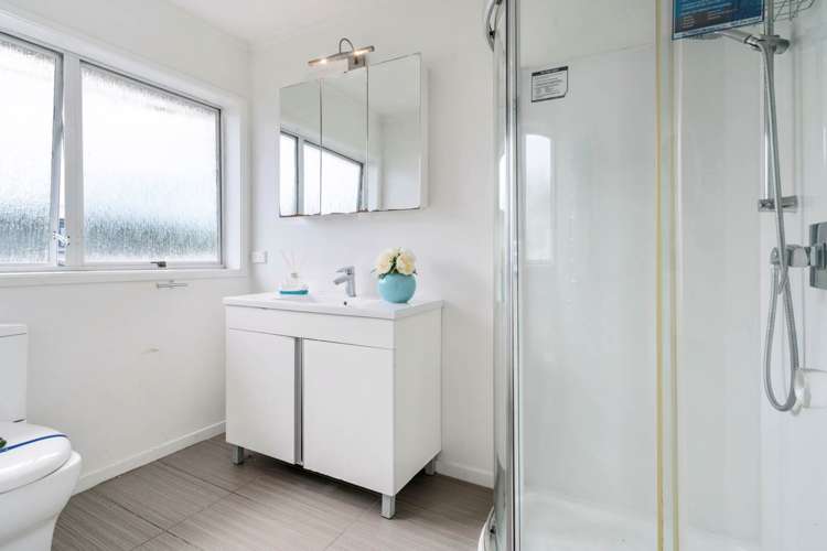 2/127 Godley Road Green Bay_9