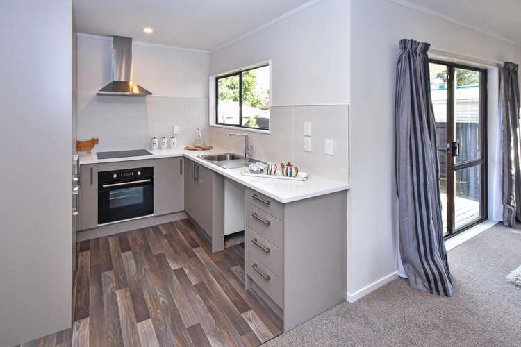 2/117 Old Wairoa Road Papakura_3