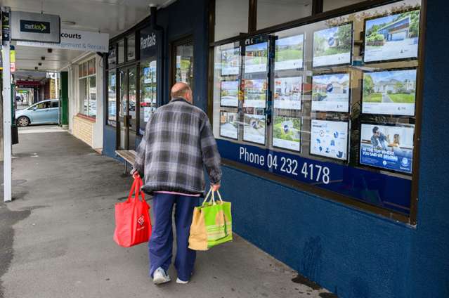 More pain in store? Why mortgage interest rates are still climbing in NZ