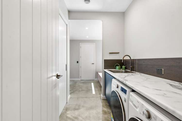 171 Eskridge Drive Bay View_33