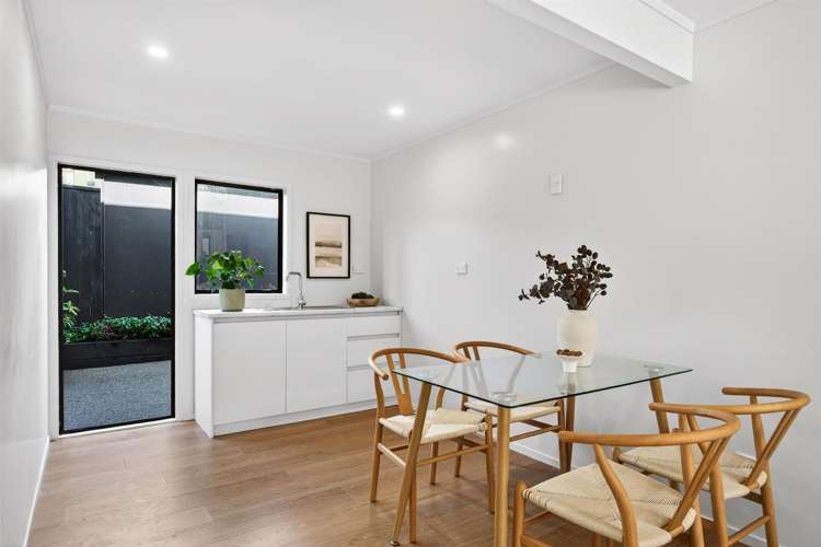2/10 Sylvan Park Avenue Milford_33
