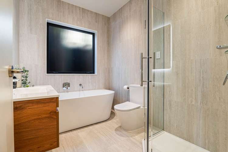 37 Tukutata Crescent Wainui_12