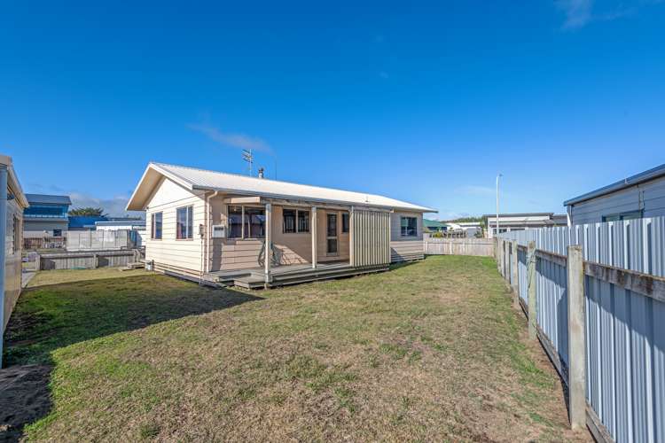 11 Te Kiri Street Himatangi Beach_15