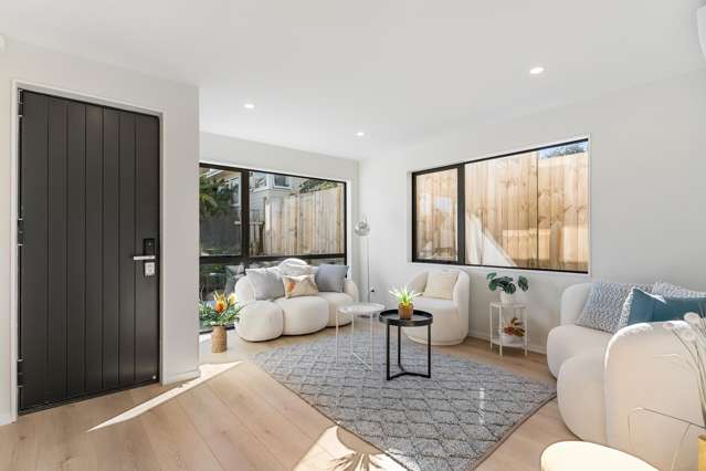 16B Meadway Sunnyhills_2