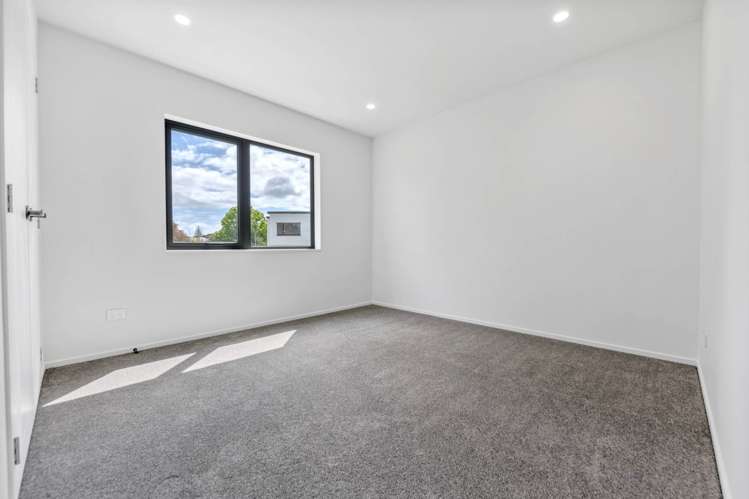 3/7 Edgar Pearce Place Howick_12