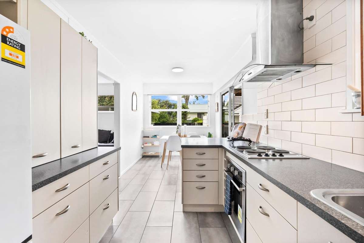 63 Whau Valley Road_4