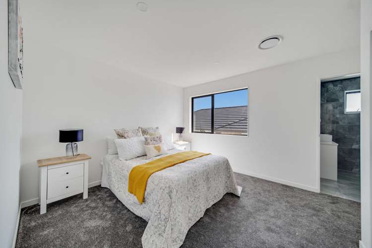 25 Henriette Place Totara Park_19