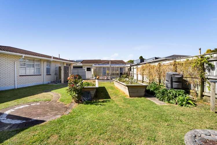 44 Wairau Road Oakura_17