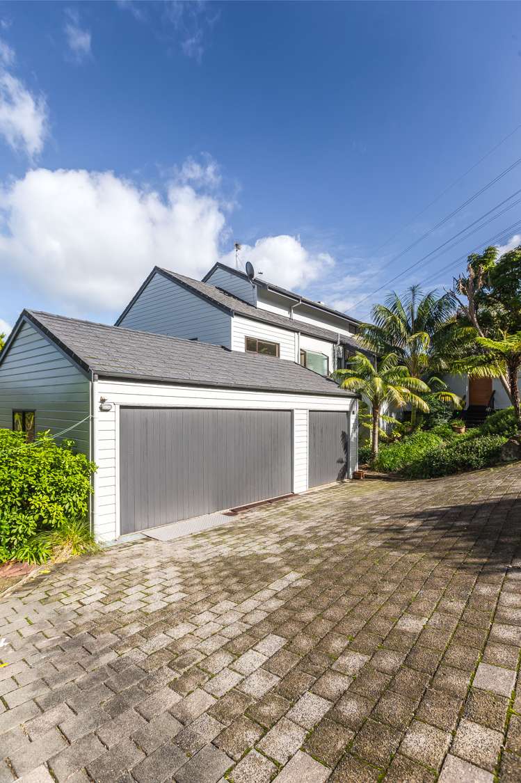 2 Saran Place Hillsborough_3