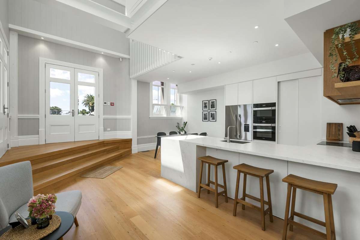 2/16 View Road_5