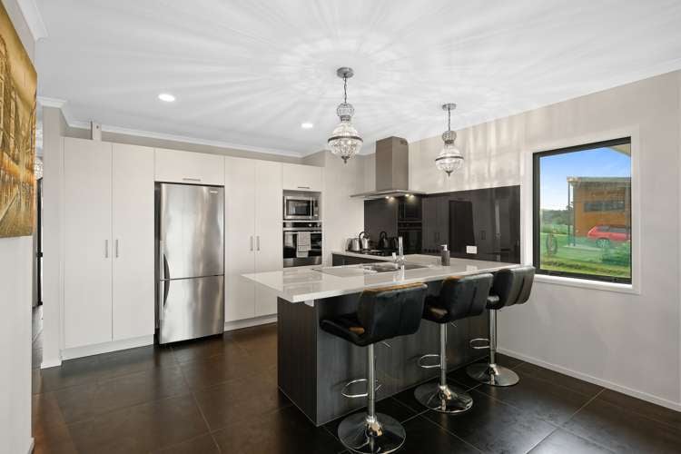 10 Waihinahina Way Mahia_4