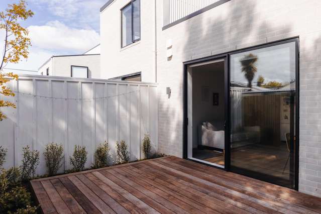 Single-Level, Dedicated Carpark - Selling Now