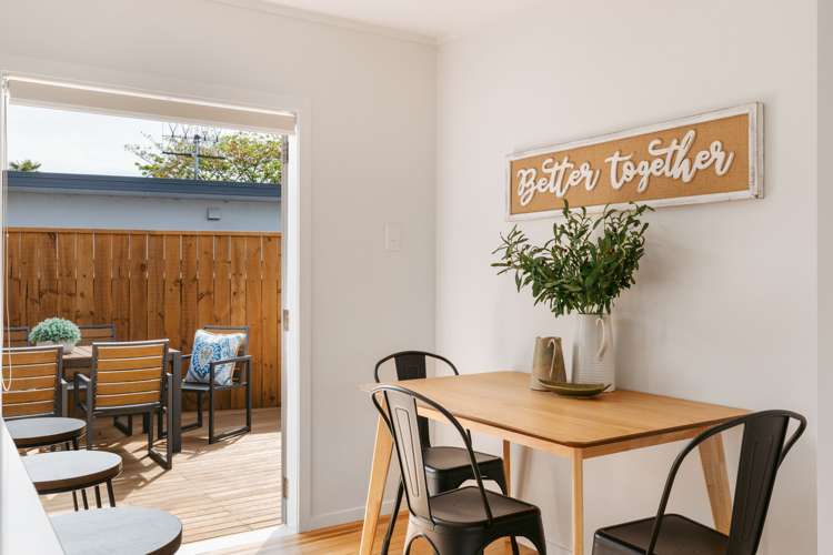 11b Lloyd Street Parkvale_6