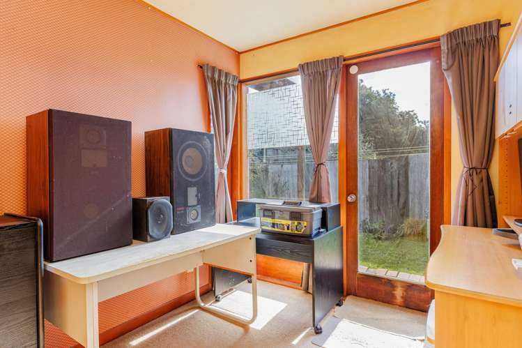 41 Fitzherbert Avenue West Harbour_17