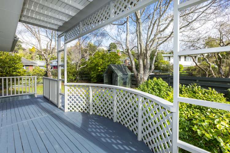 1 Deller Grove Silverstream_8