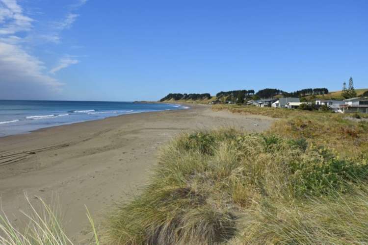 79c Blue Pacific Parade Riversdale Beach_11