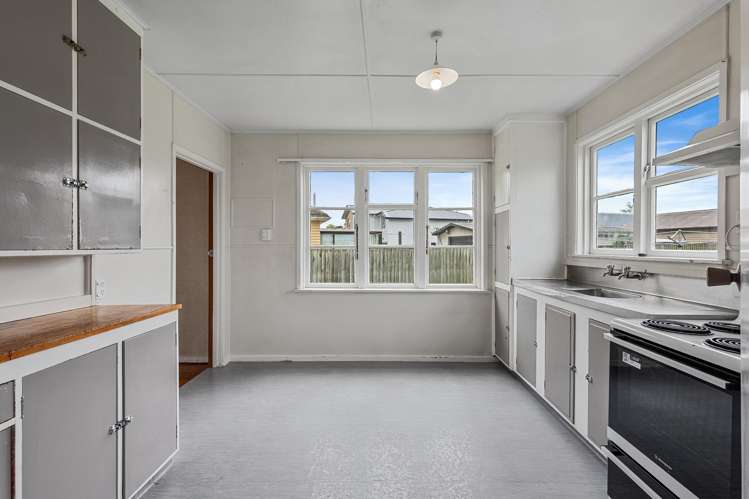 84 Emmett Street Shirley_7