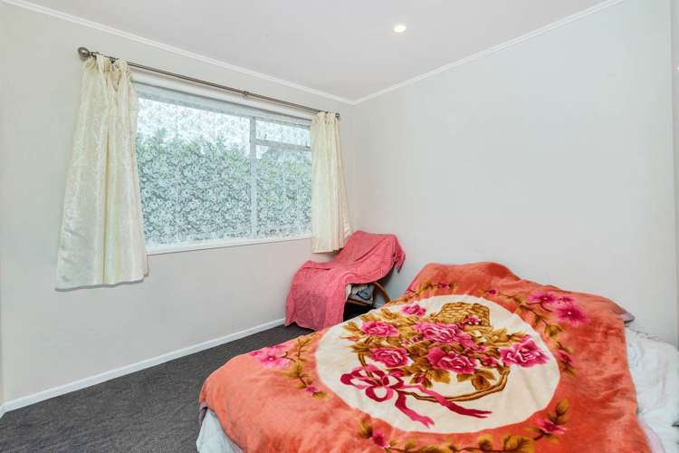 24 Finlow Drive Te Atatu South_9