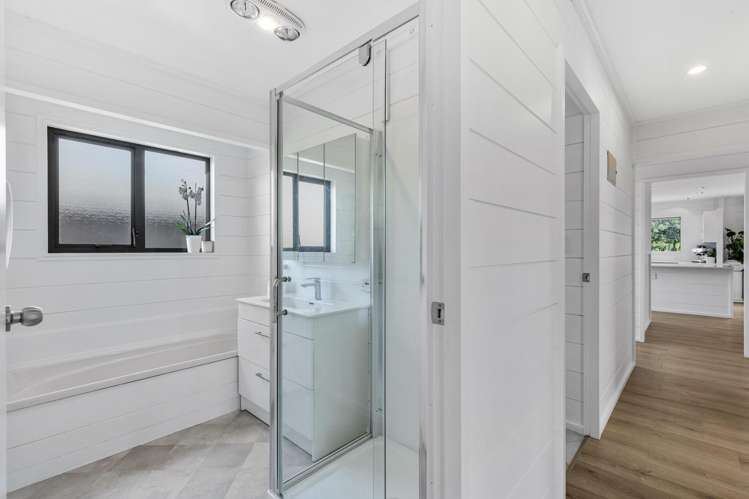 31 Crampton Court Orewa_16