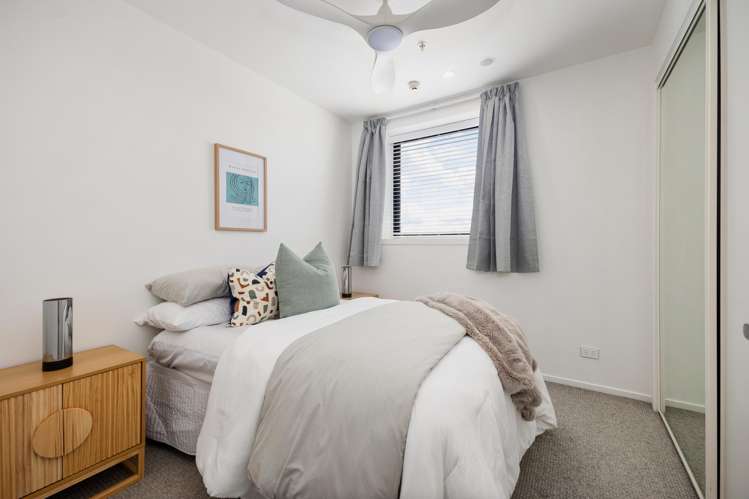 402/2 Finch Street Western Springs_10
