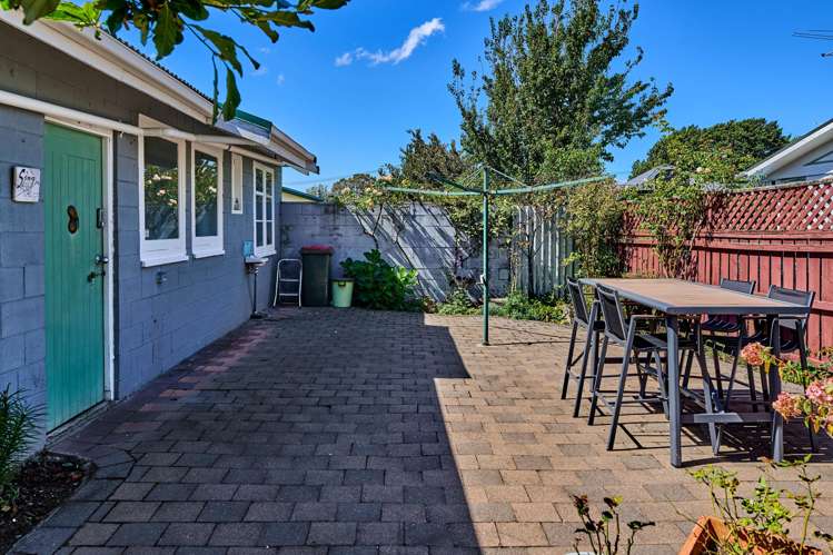 2a Argyle Grove Trentham_14