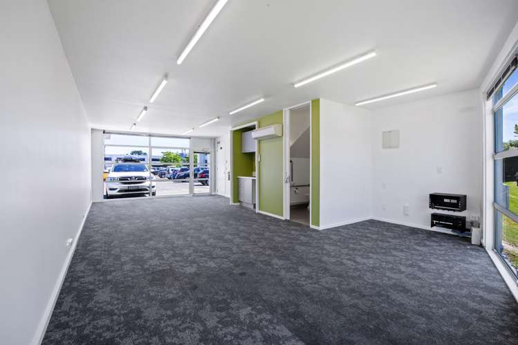 1/27a Sir William Pickering Drive Burnside_9