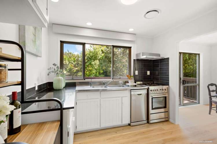 25 Stott Avenue Birkdale_10