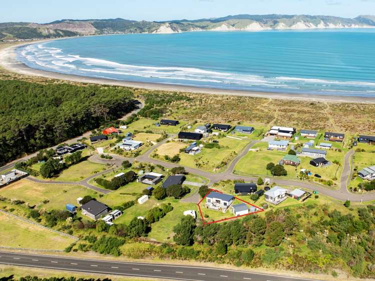 3 Kereru Place Māhia_16