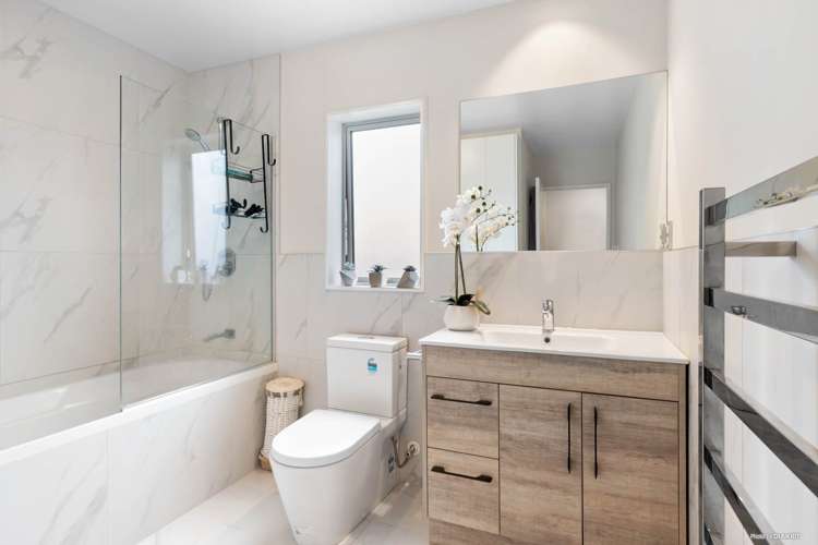 77 Joseph Street Flat Bush_8