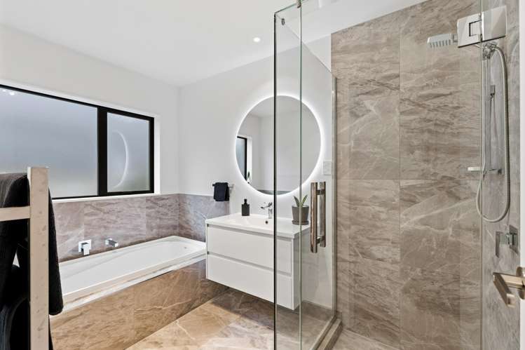 41 Fairway Drive Morrinsville_11