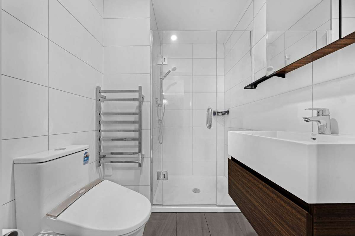 102/12 Barrack Road_4