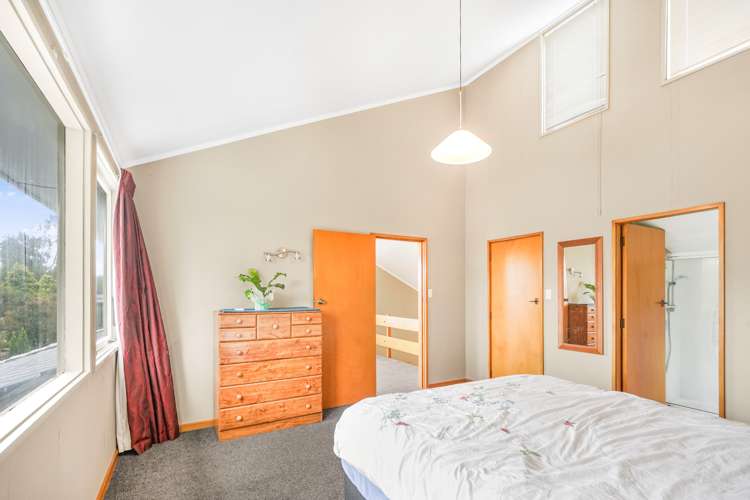 22 Chedworth Avenue Chedworth_17