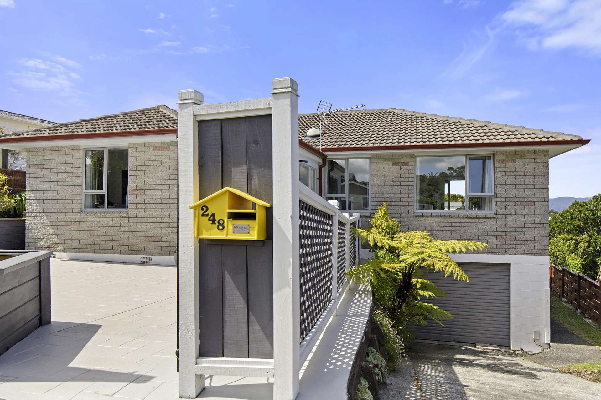 248 Dowse Drive Maungaraki_0