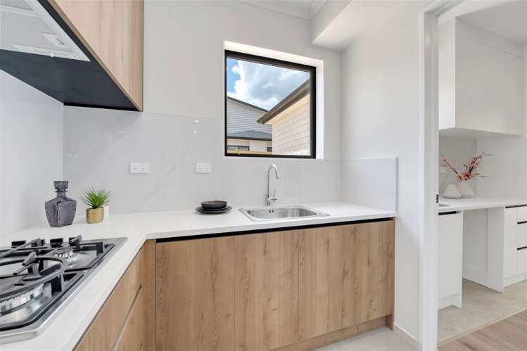 14 Koromeke Street Flat Bush_18