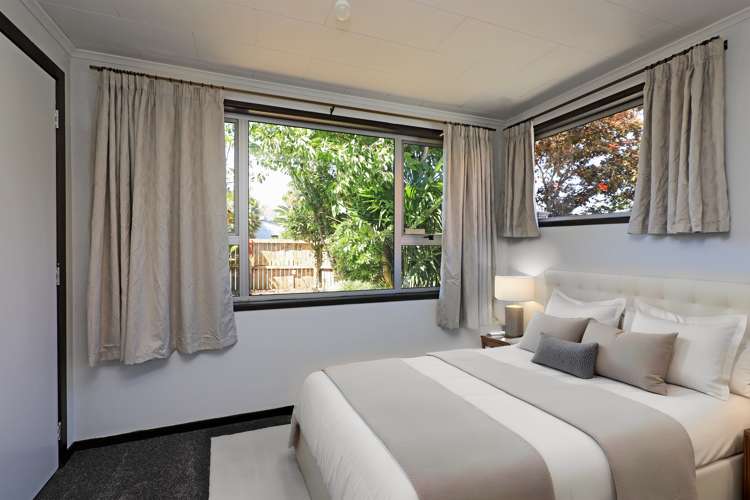 706 Whitehead Road Saint Leonards_11