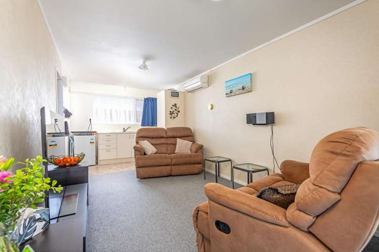 8 Hart Street Foxton Beach_10